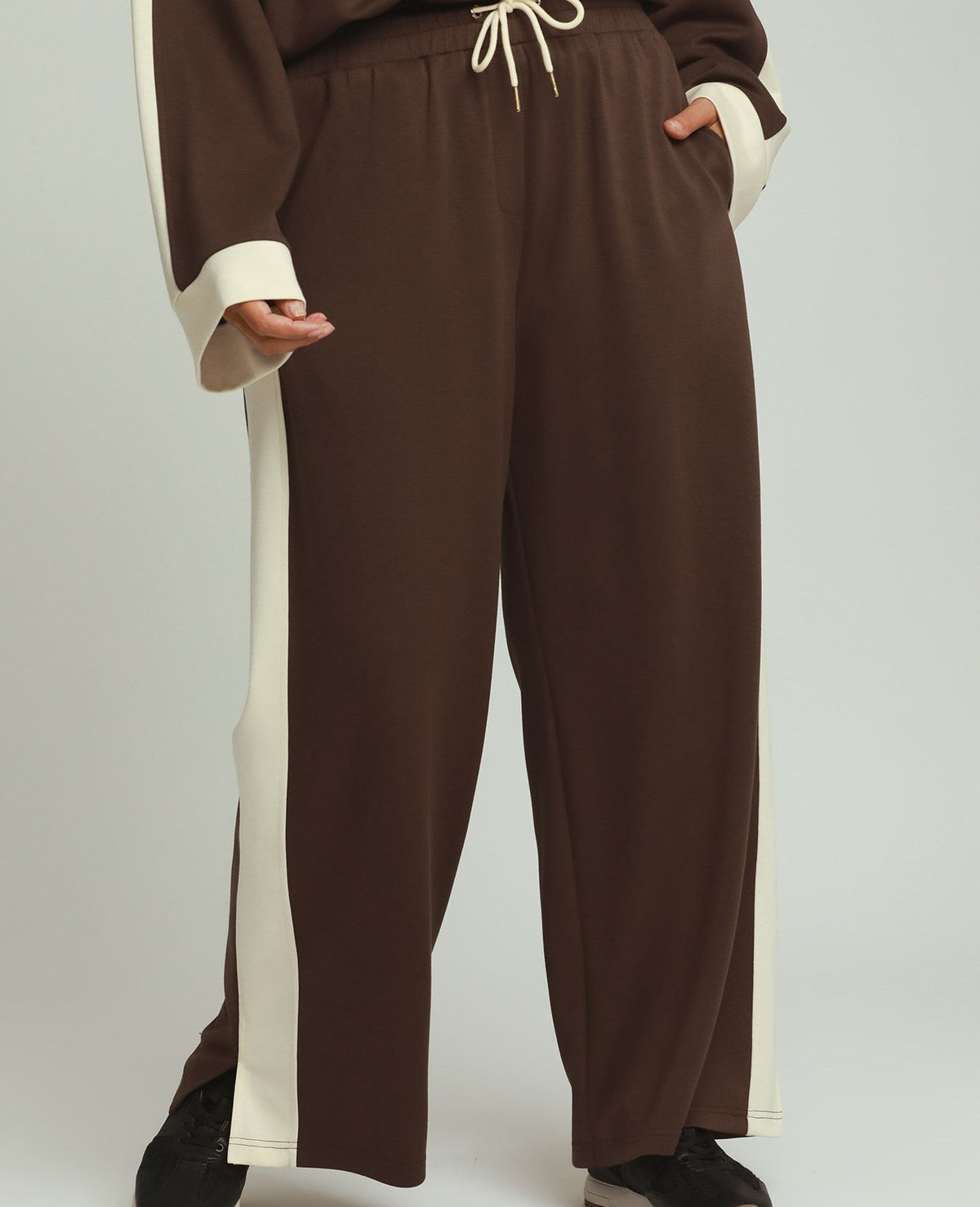 Brown Contrast Pants
