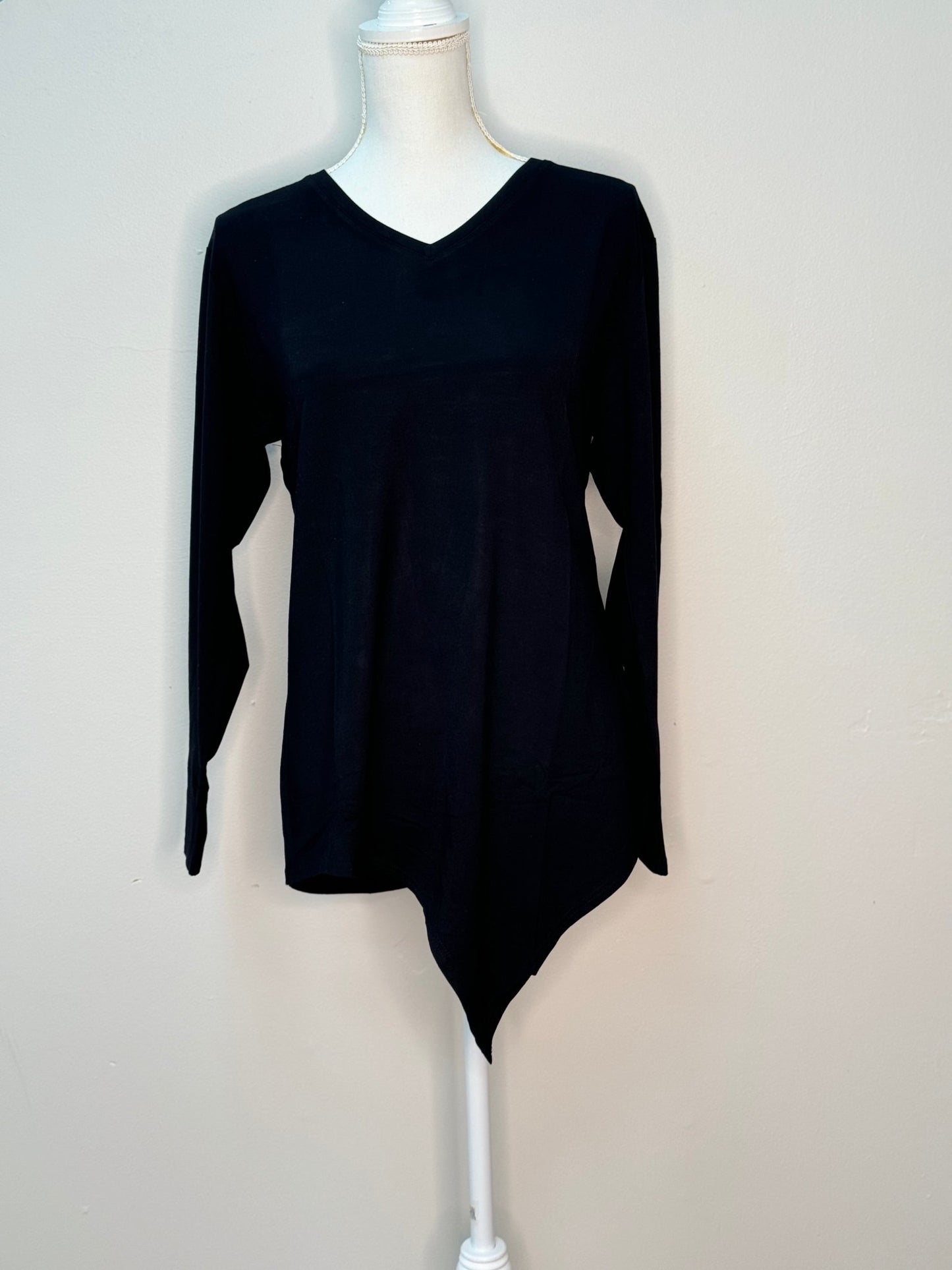 #tops #Jeans #dresses #shorts #freepeople #multiples #charlieb #alimiles #truluxe #Johnmark #hobobags #kendrascott #jewelry #brightonjewelry #imasfashions #ronaldojewelry #hiddenjeans #risenj