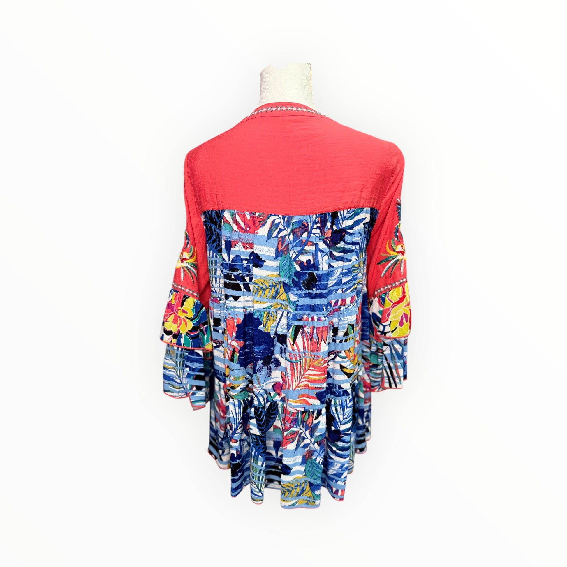 #tops #Jeans #dresses #shorts #freepeople #multiples #charlieb #alimiles #truluxe #Johnmark #hobobags #kendrascott #jewelry #brightonjewelry #imasfashions #ronaldojewelry #hiddenjeans #risenj