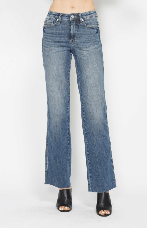 #tops #Jeans #dresses #shorts #freepeople #multiples #charlieb #alimiles #truluxe #Johnmark #hobobags #kendrascott #jewelry #brightonjewelry #imasfashions #ronaldojewelry #hiddenjeans #risenj