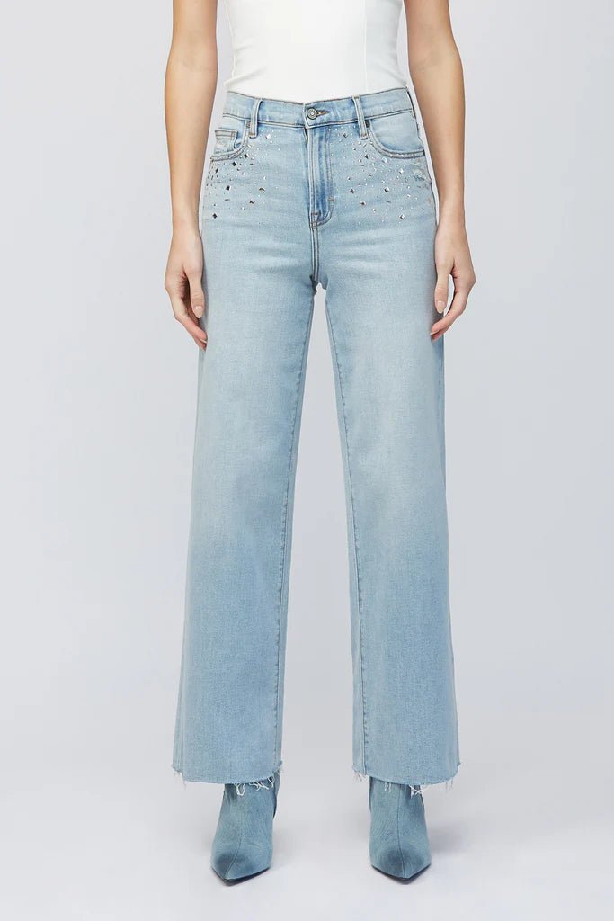 #tops #Jeans #dresses #shorts #freepeople #multiples #charlieb #alimiles #truluxe #Johnmark #hobobags #kendrascott #jewelry #brightonjewelry #imasfashions #ronaldojewelry #hiddenjeans #risenj