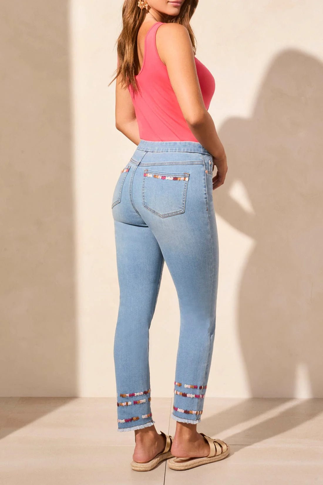 #tops #Jeans #dresses #shorts #freepeople #multiples #charlieb #alimiles #truluxe #Johnmark #hobobags #kendrascott #jewelry #brightonjewelry #imasfashions #ronaldojewelry #hiddenjeans #risenj