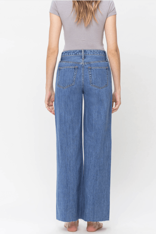 #tops #Jeans #dresses #shorts #freepeople #multiples #charlieb #alimiles #truluxe #Johnmark #hobobags #kendrascott #jewelry #brightonjewelry #imasfashions #ronaldojewelry #hiddenjeans #risenj