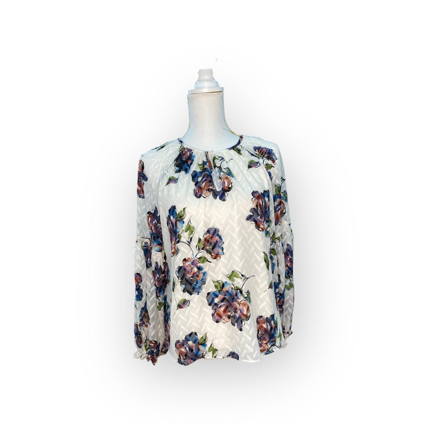 #tops #Jeans #dresses #shorts #freepeople #multiples #charlieb #alimiles #truluxe #Johnmark #hobobags #kendrascott #jewelry #brightonjewelry #imasfashions #ronaldojewelry #hiddenjeans #risenj