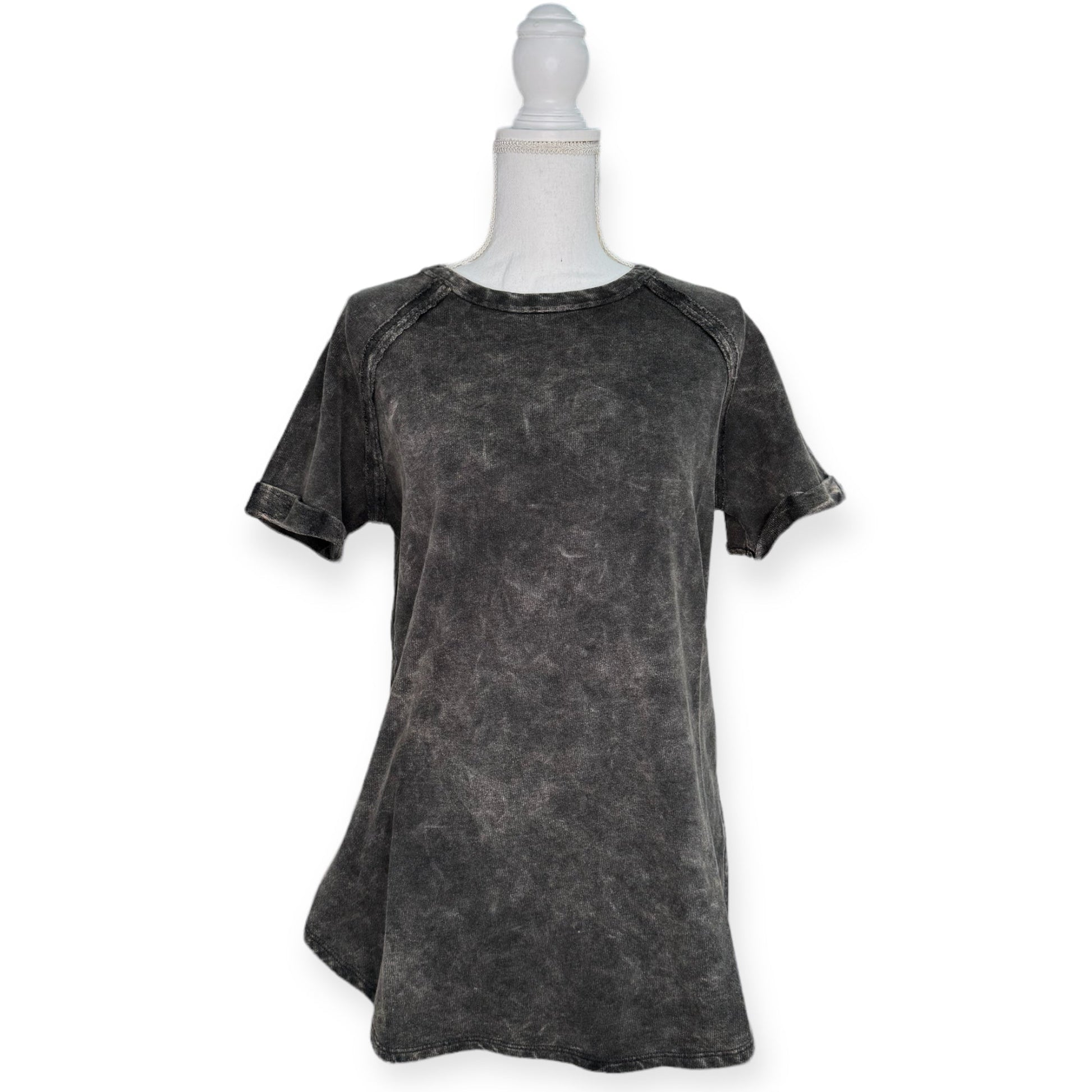 #tops #Jeans #dresses #shorts #freepeople #multiples #charlieb #alimiles #truluxe #Johnmark #hobobags #kendrascott #jewelry #brightonjewelry #imasfashions #ronaldojewelry #hiddenjeans #risenj