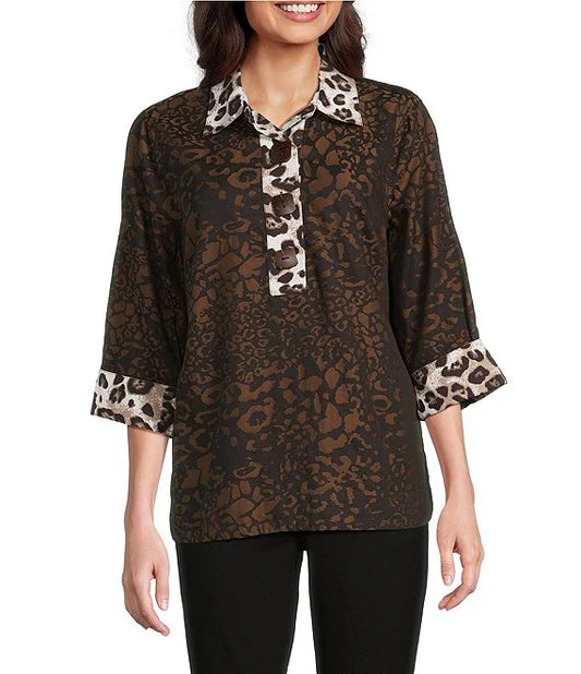 Ali Miles Woven Animal Print Point Collar 3/4 Sleeve Contrast Trim Hi-Low Hem Tunic