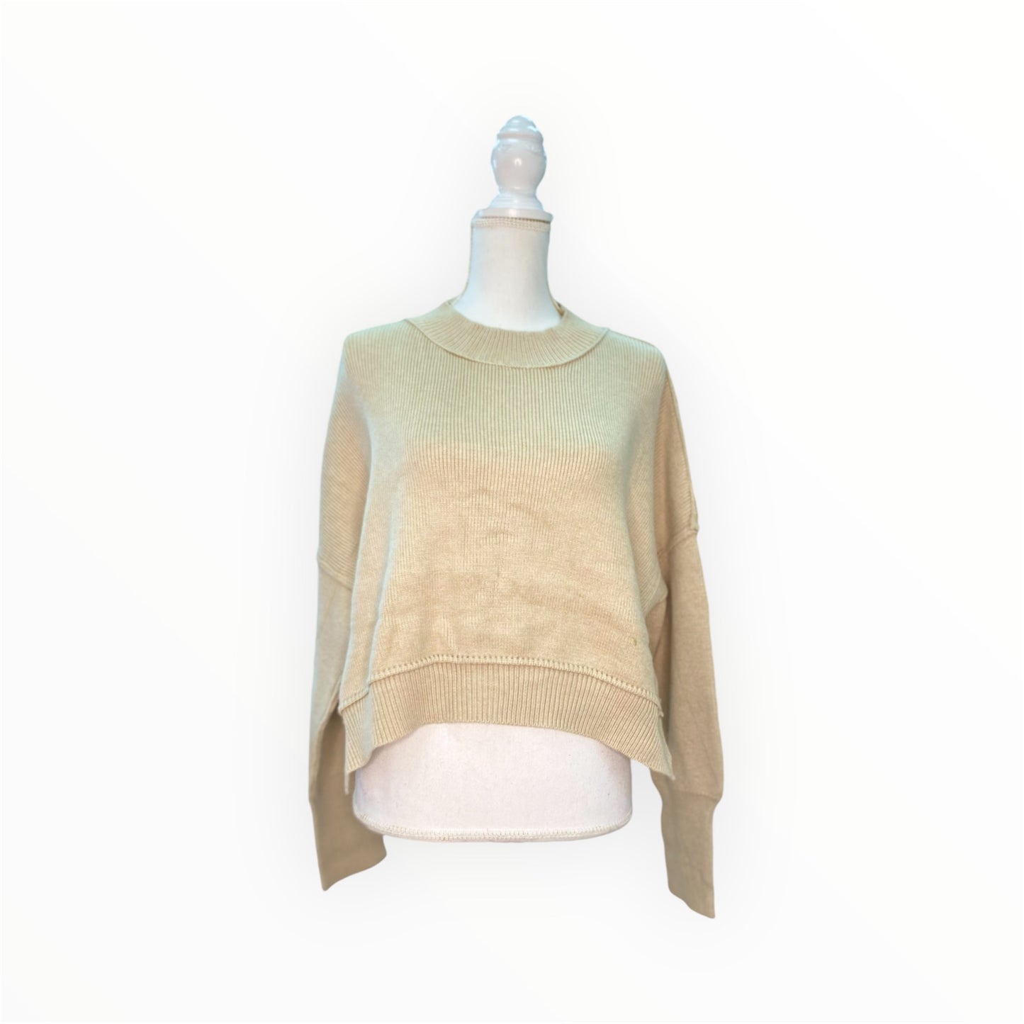 CREAM CROPPED SWEATER