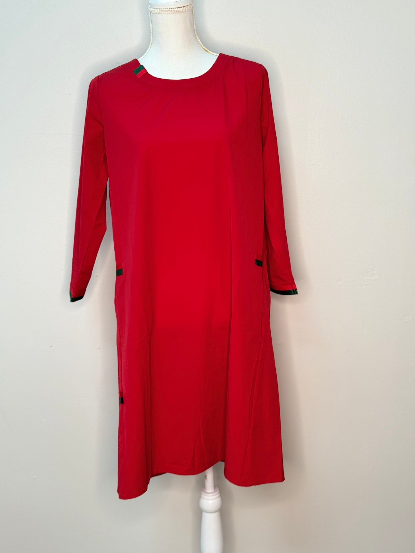 Long sleeve red dress