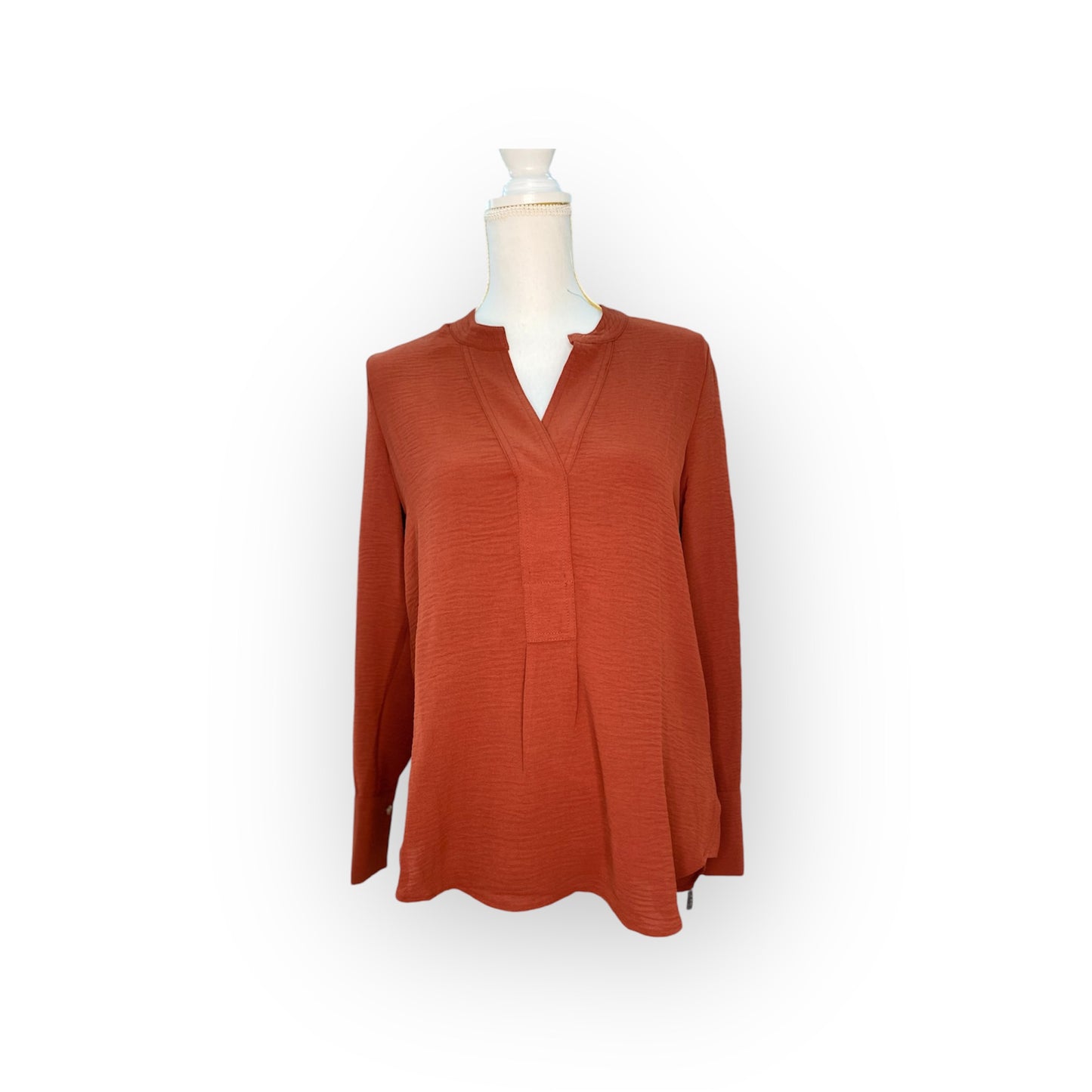 RUSSET V-NECK TOP