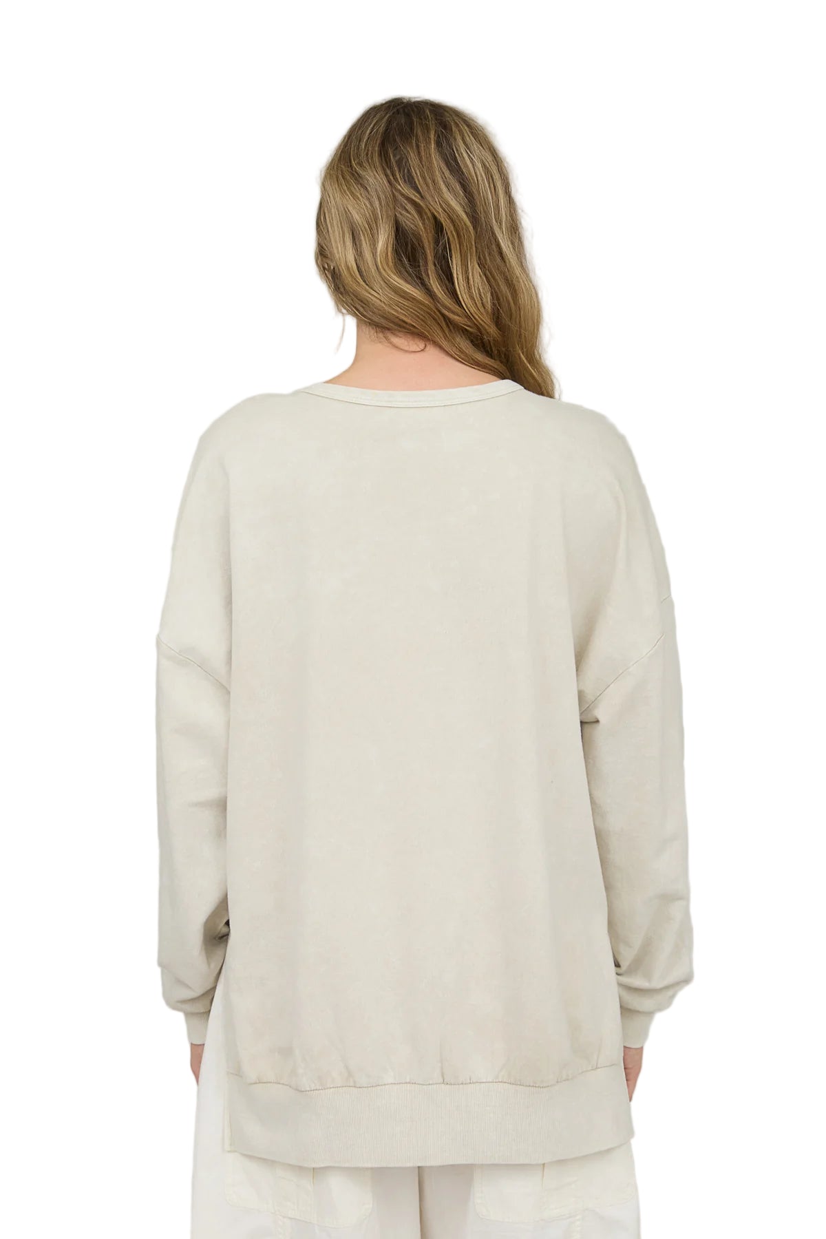 WASHED CREWNECK LONG SLEEVE KNIT TOP
