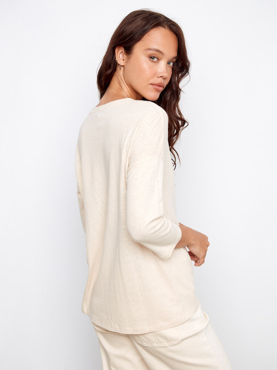 Foiled V Neck 3/4 Sleeve Top