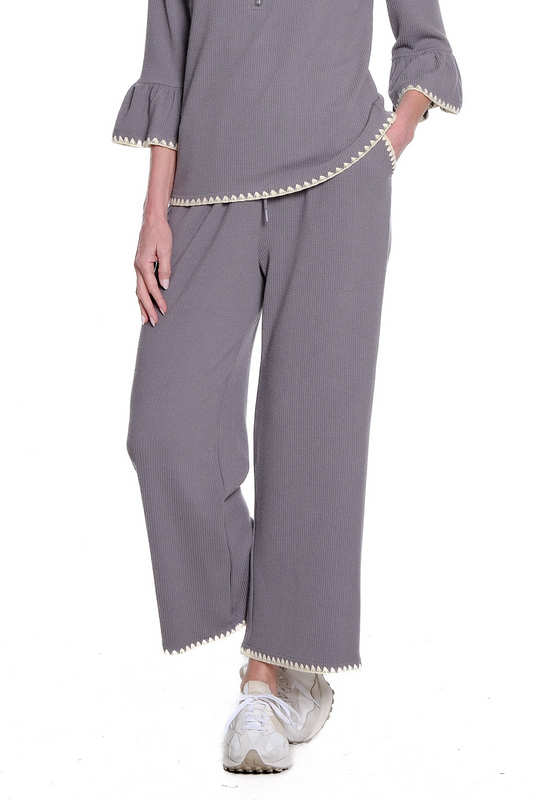 Easy Elegance Bottom