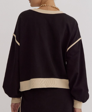 -Solid Round Neck Long Sleeve Top Featuring Contrasting Trim