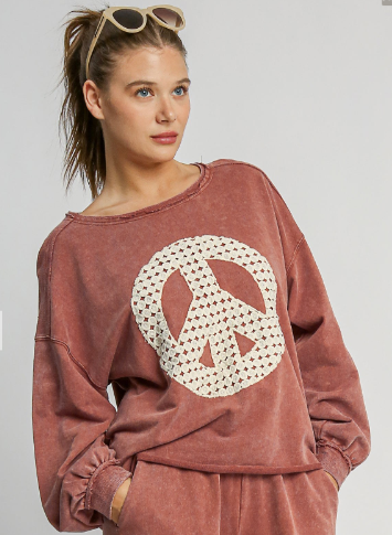 -Oversized Sweatshirt with Lace Peace Sign Accent