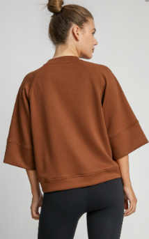 -Boxy-Cut Oversized 3/4 Sleeve Top