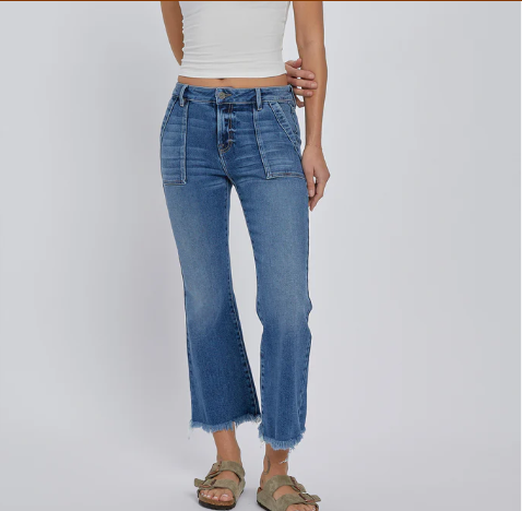 [HAPPI] MEDIUM WASH FRAYED HEM CARGO CROPPED FLARE