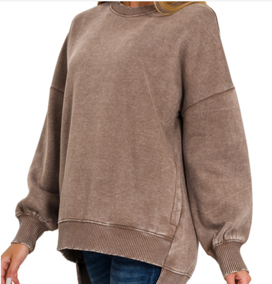 Acid wash fleece hi-low hem pullover