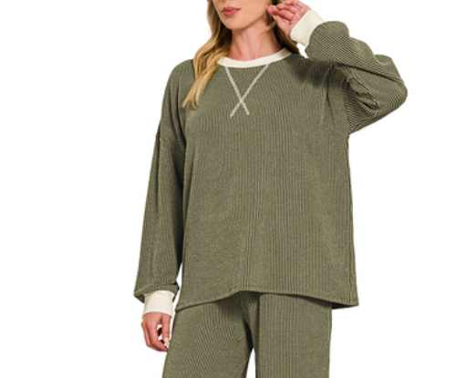 Ribbed Pullover