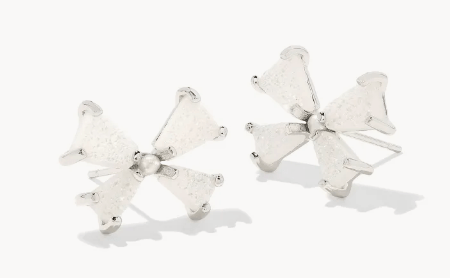 #tops #Jeans #dresses #shorts #freepeople #multiples #charlieb #alimiles #truluxe #Johnmark #hobobags #kendrascott #jewelry #brightonjewelry #imasfashions #ronaldojewelry #hiddenjeans #risenj