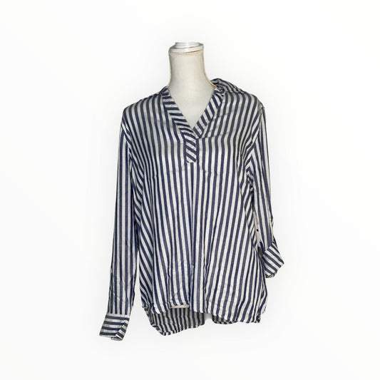 #tops #Jeans #dresses #shorts #freepeople #multiples #charlieb #alimiles #truluxe #Johnmark #hobobags #kendrascott #jewelry #brightonjewelry #imasfashions #ronaldojewelry #hiddenjeans #risenj
