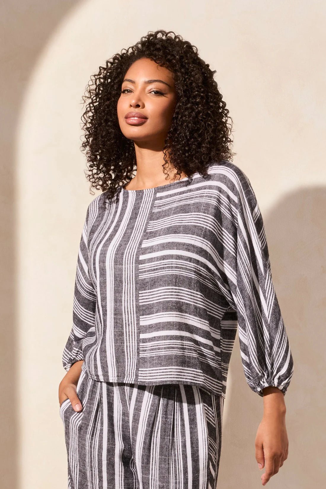 #tops #Jeans #dresses #shorts #freepeople #multiples #charlieb #alimiles #truluxe #Johnmark #hobobags #kendrascott #jewelry #brightonjewelry #imasfashions #ronaldojewelry #hiddenjeans #risenj