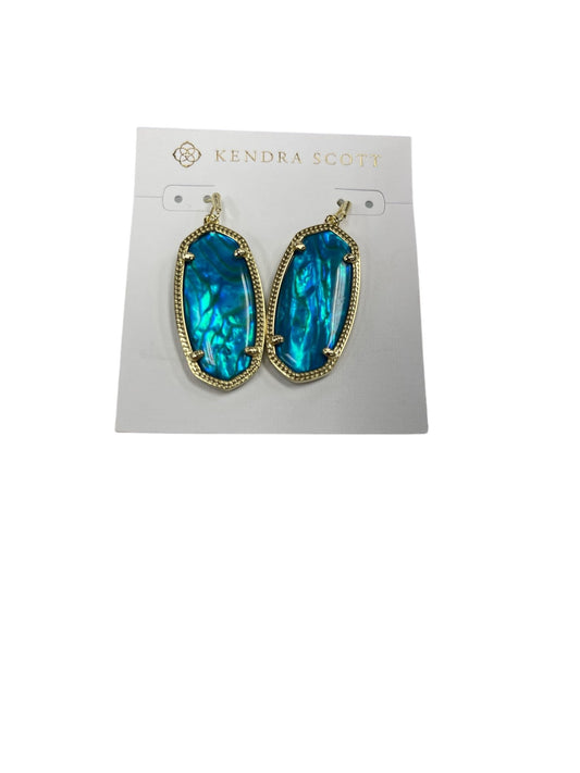 #tops #Jeans #dresses #shorts #freepeople #multiples #charlieb #alimiles #truluxe #Johnmark #hobobags #kendrascott #jewelry #brightonjewelry #imasfashions #ronaldojewelry #hiddenjeans #risenj