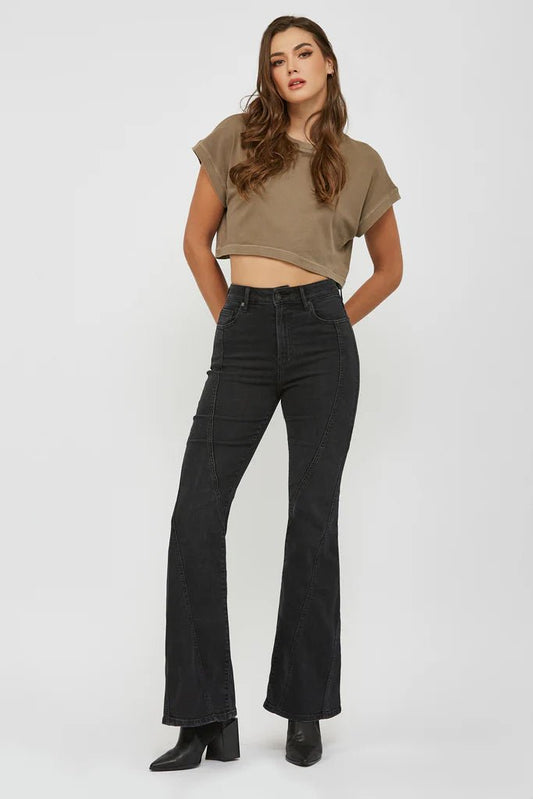 #tops #Jeans #dresses #shorts #freepeople #multiples #charlieb #alimiles #truluxe #Johnmark #hobobags #kendrascott #jewelry #brightonjewelry #imasfashions #ronaldojewelry #hiddenjeans #risenj
