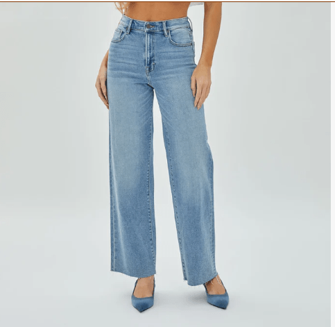 #tops #Jeans #dresses #shorts #freepeople #multiples #charlieb #alimiles #truluxe #Johnmark #hobobags #kendrascott #jewelry #brightonjewelry #imasfashions #ronaldojewelry #hiddenjeans #risenj