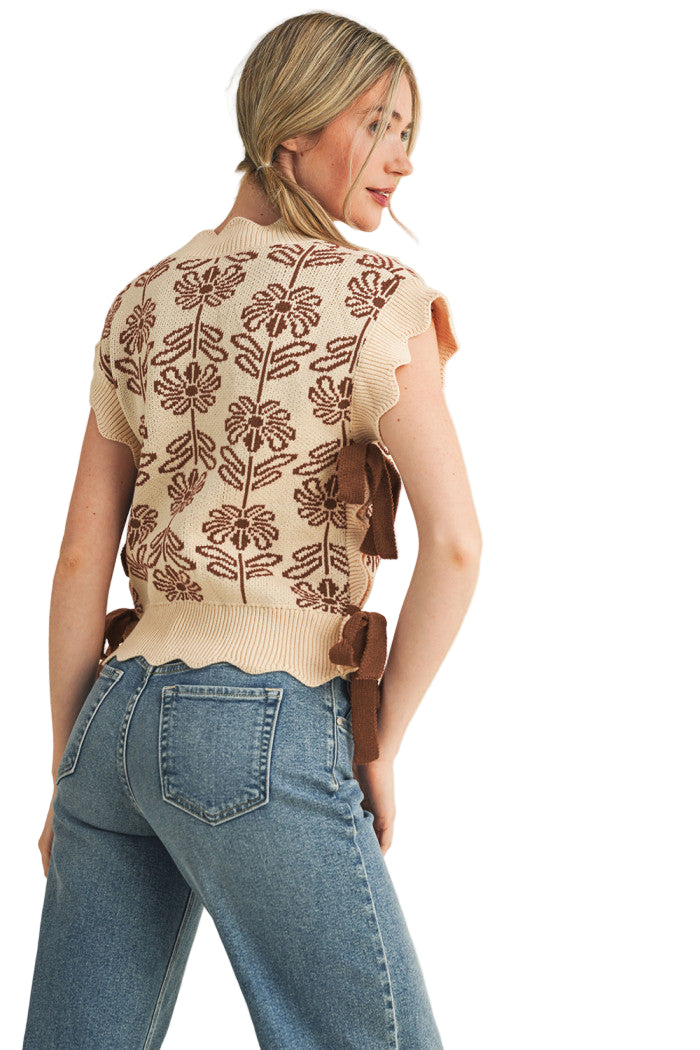 Mock neck floral sweater vest