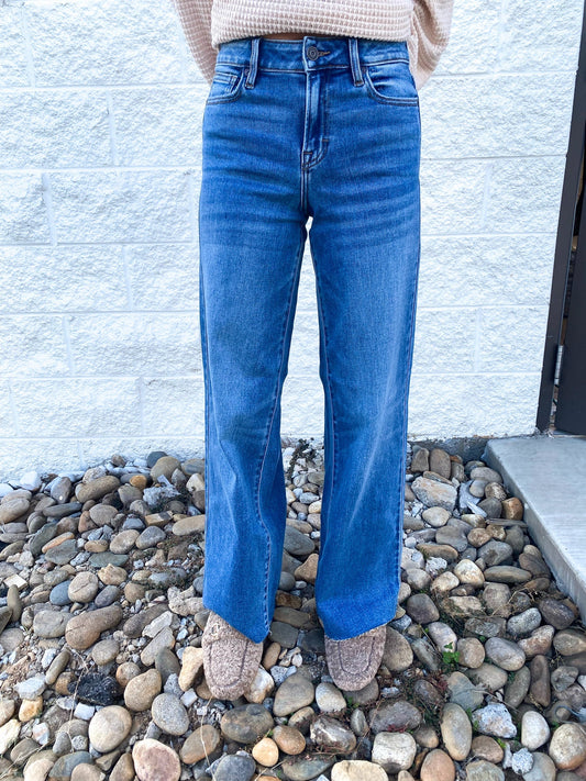 #tops #Jeans #dresses #shorts #freepeople #multiples #charlieb #alimiles #truluxe #Johnmark #hobobags #kendrascott #jewelry #brightonjewelry #imasfashions #ronaldojewelry #hiddenjeans #risenj