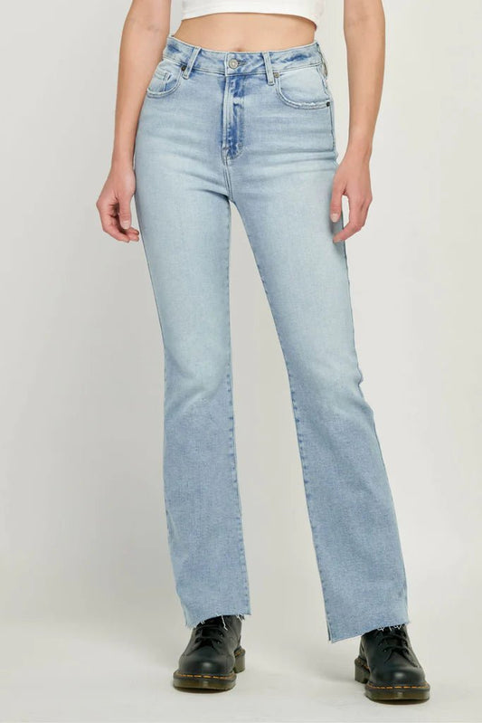 #tops #Jeans #dresses #shorts #freepeople #multiples #charlieb #alimiles #truluxe #Johnmark #hobobags #kendrascott #jewelry #brightonjewelry #imasfashions #ronaldojewelry #hiddenjeans #risenj