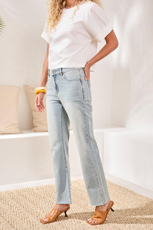 Sophia- Curvy 90's Straight Leg