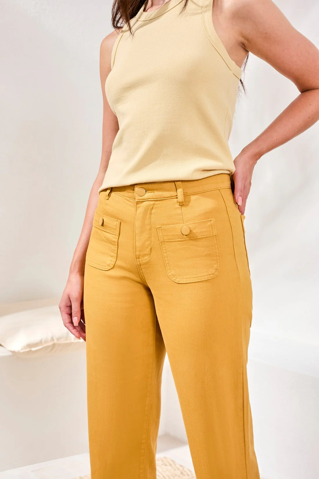 Sophia High-Waisted Kick-Flare Jeans With Front Pockets ~ 6148O-5019-2483