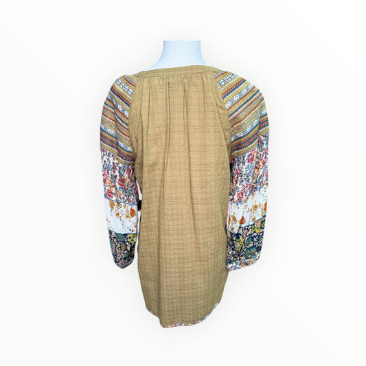 #tops #Jeans #dresses #shorts #freepeople #multiples #charlieb #alimiles #truluxe #Johnmark #hobobags #kendrascott #jewelry #brightonjewelry #imasfashions #ronaldojewelry #hiddenjeans #risenj