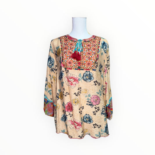 #tops #Jeans #dresses #shorts #freepeople #multiples #charlieb #alimiles #truluxe #Johnmark #hobobags #kendrascott #jewelry #brightonjewelry #imasfashions #ronaldojewelry #hiddenjeans #risenj