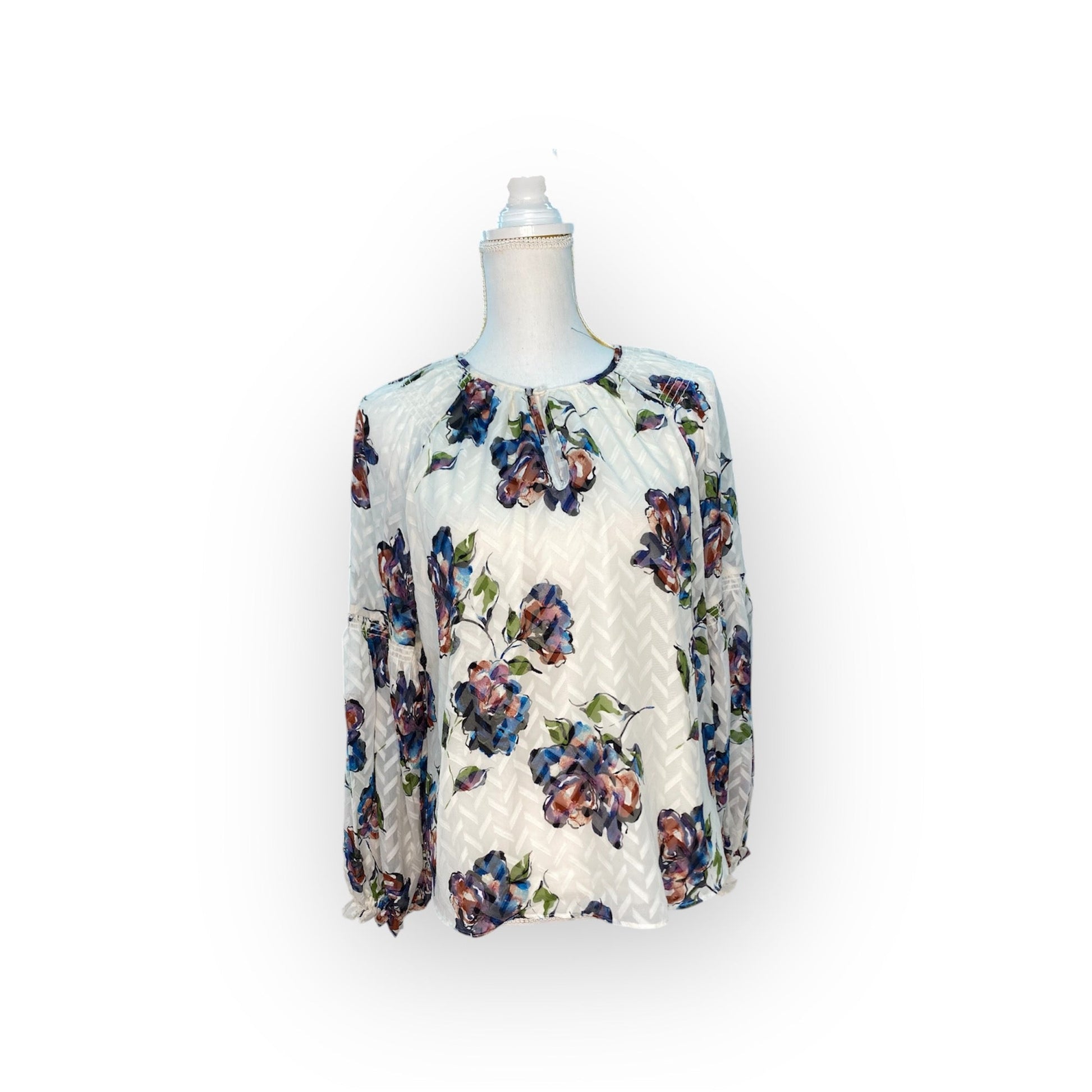 #tops #Jeans #dresses #shorts #freepeople #multiples #charlieb #alimiles #truluxe #Johnmark #hobobags #kendrascott #jewelry #brightonjewelry #imasfashions #ronaldojewelry #hiddenjeans #risenj